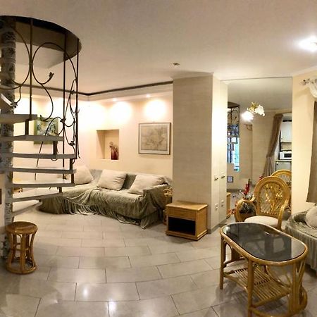 Odelana Apartments Odessa Dış mekan fotoğraf